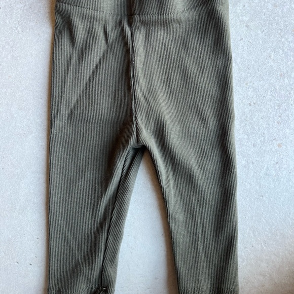 H&M Adorables Ribbed Set - Picture 3 of 3